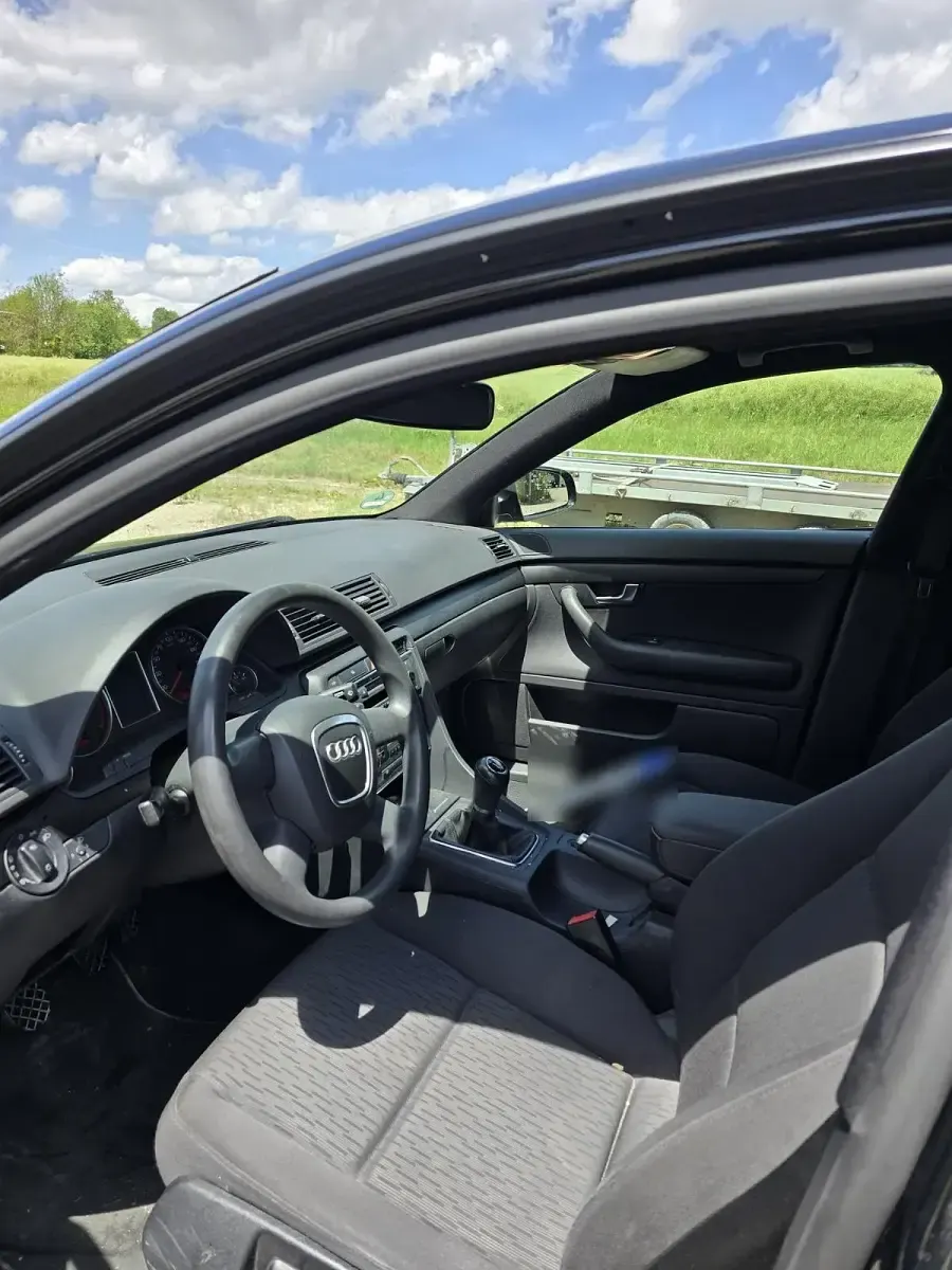 Gebraucht Audi A4 116 PS (85 kW) 2006 Schwarz Limousine