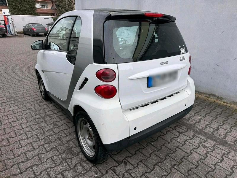 Gebraucht Smart ForTwo Coupé 71 PS (52 kW) 2010 Weiß Coupé