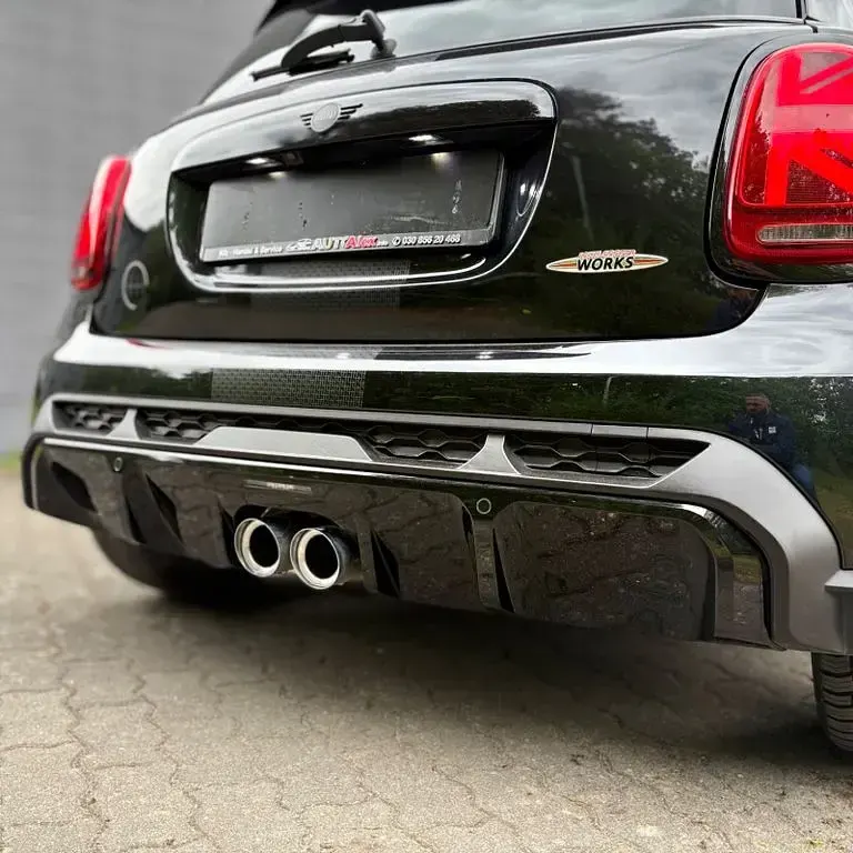Gebraucht Mini John Cooper Works 231 PS (169 kW) 2023 Schwarz Kleinwagen