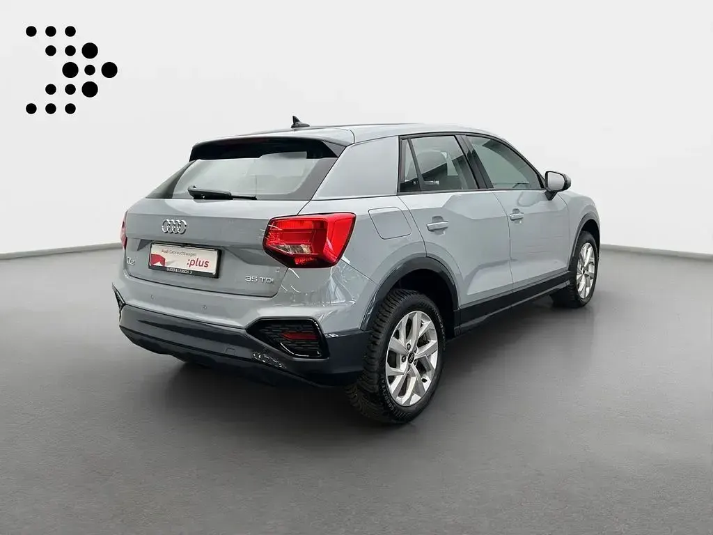 Gebraucht Audi Q2 Advanced 150 PS (110 kW) 2025 Pfeilgrau perleffekt SUV