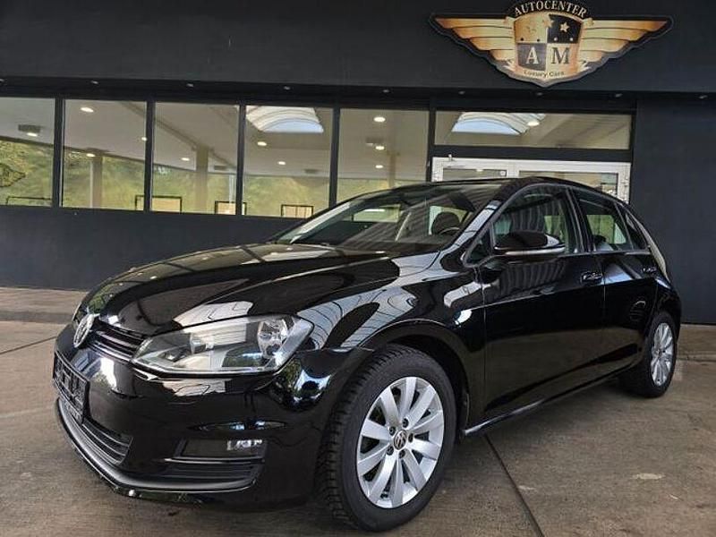 Schwarz Gebraucht 2016 VW Golf VII Limousine | 9.990 € - Bild 1/4