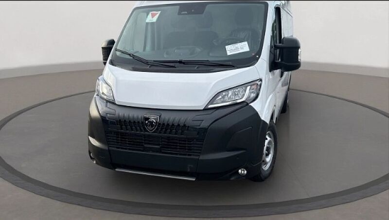 Weiss Neu 2025 Peugeot Boxer Van | 32.449 € (Fairer Preis) - Bild 1/4