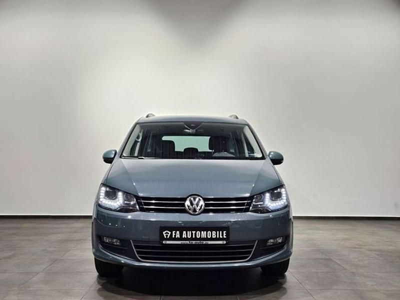 Gebraucht VW Sharan Highline 177 PS (130 kW) 2019 Blau Van / Kleinbus