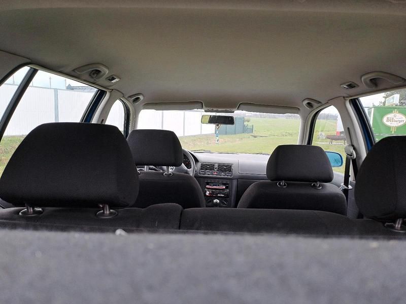 Gebraucht VW Golf IV 90 PS (66 kW) 2001 Blau Limousine