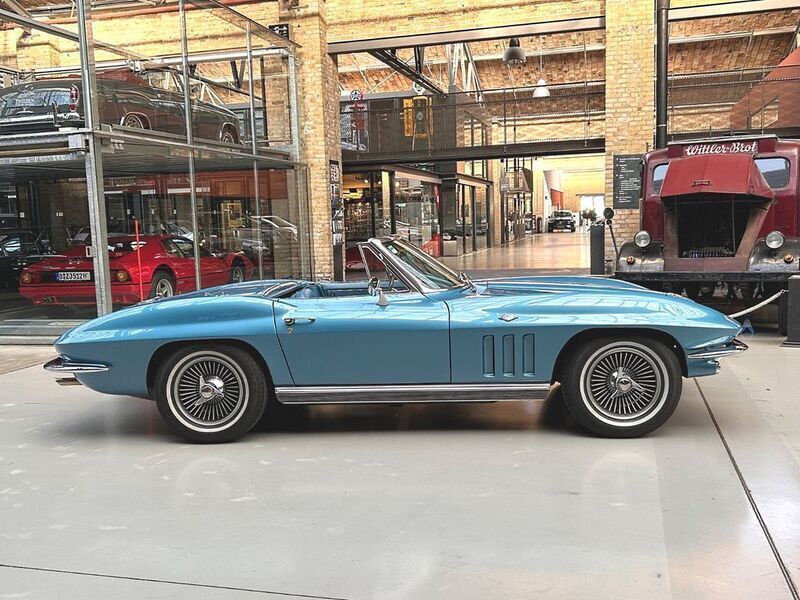 Nassau bluemet Gebraucht 1966 Chevrolet Corvette C2 Cabrio | 89.800 € - Bild 1/4