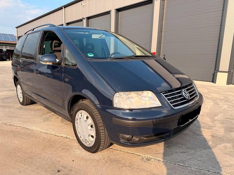 Gebraucht VW Sharan 140 PS (102 kW) 2008 Blau Van / Kleinbus