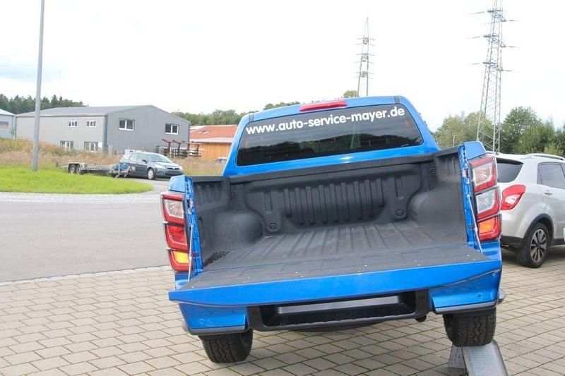 Gebraucht Isuzu D-Max 163 PS (119 kW) 2025 Blau Pickup