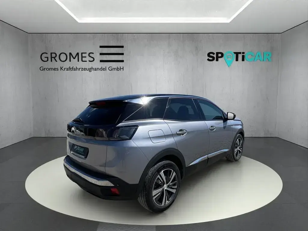 Gebraucht Peugeot 3008 Allure 131 PS (96 kW) 2024 Gris artense SUV