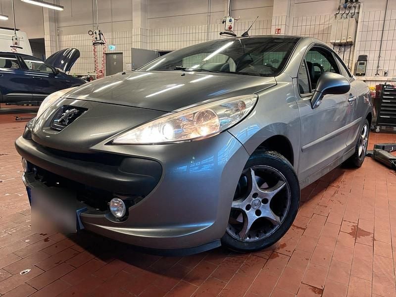 Gebraucht Peugeot 207 CC 120 PS (88 kW) 2009 Gold Cabrio