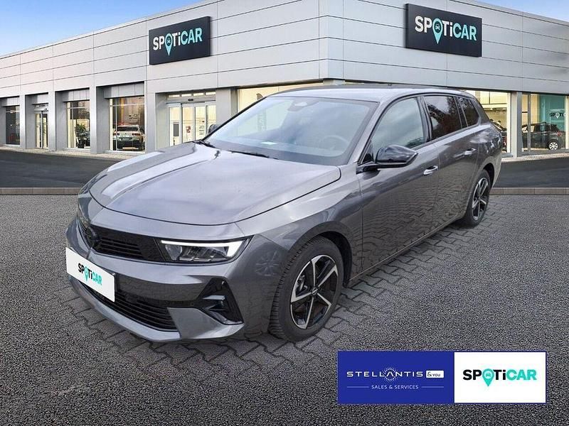 Gebraucht Opel Astra 131 PS (96 kW) 2024 Grau Limousine