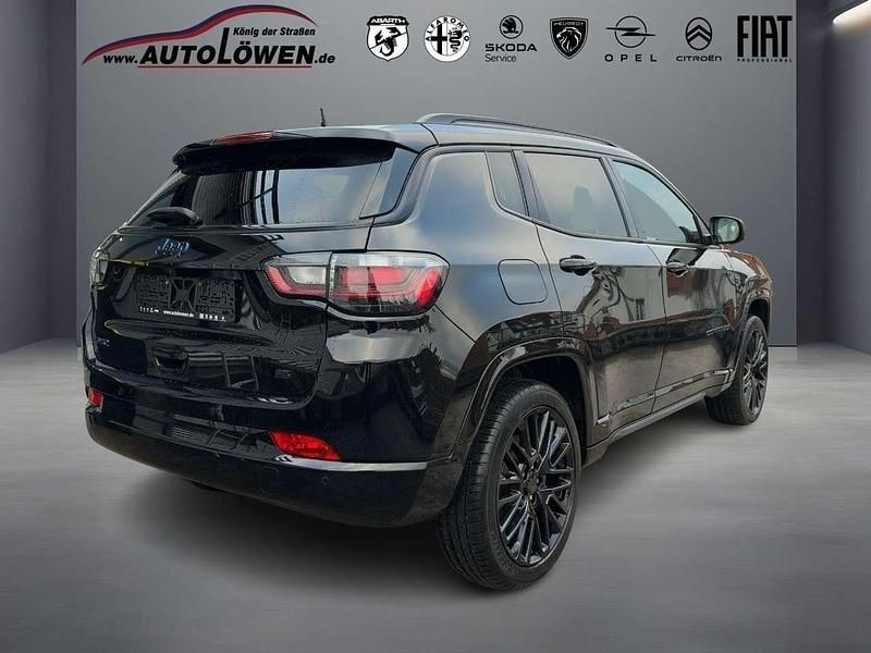 Gebraucht Jeep Compass 179 PS (131 kW) 2022 Schwarz SUV