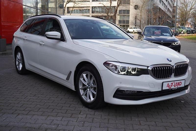 Gebraucht BMW 520 190 PS (139 kW) 2018 Weiß Limousine