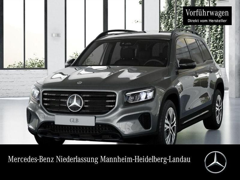 Grau Gebraucht 2025 Mercedes GLB200 Progressive SUV | 41.450 € (Fairer Preis) - Bild 1/3
