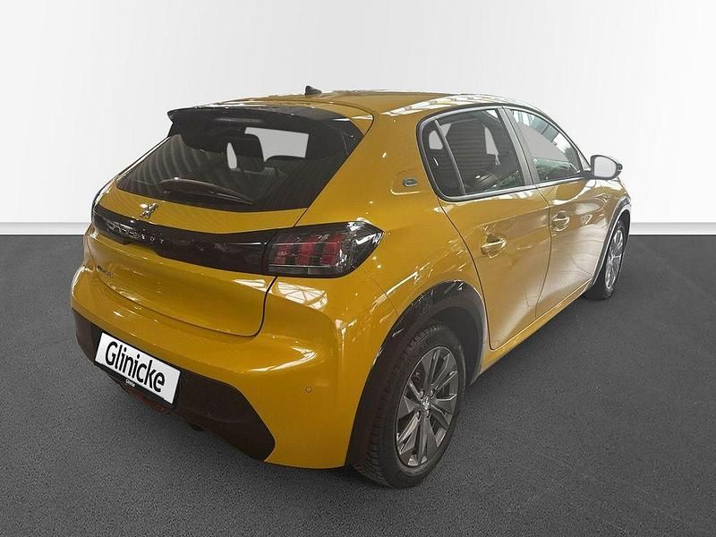 Gebraucht Peugeot e-208 Active 100 kW (136 PS) 2023 Gelb Kleinwagen