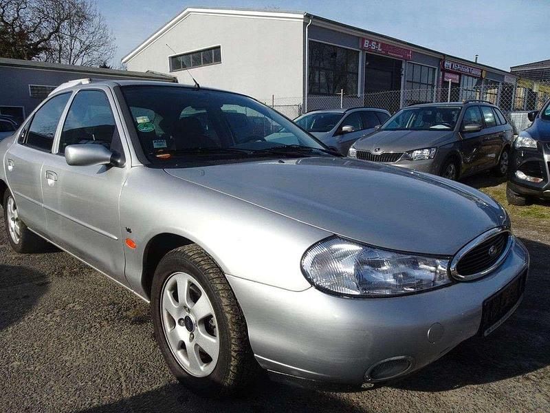 Gebraucht Ford Mondeo 170 PS (125 kW) 1997 Silber Limousine