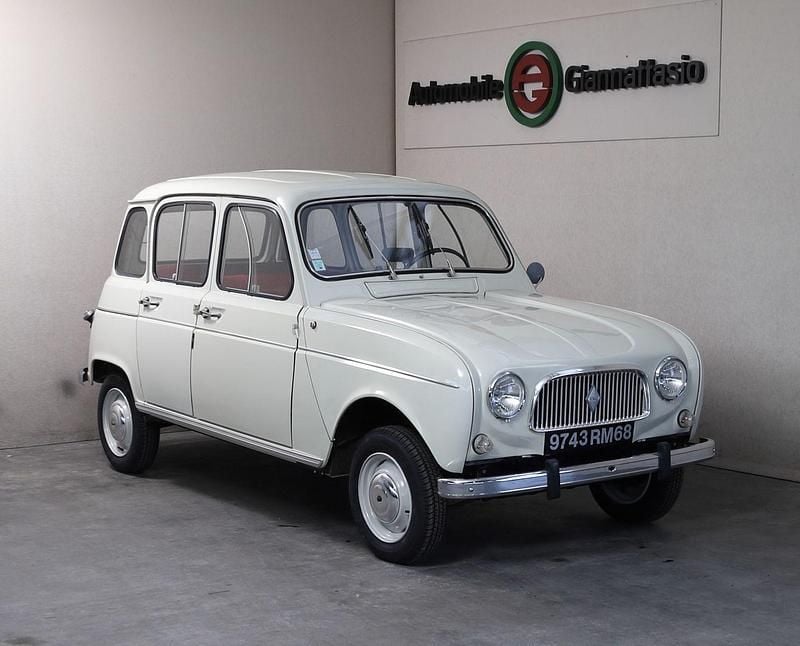 Second-hand Renault R4 26 CP (19 kW) 1966 Bej Hatchback