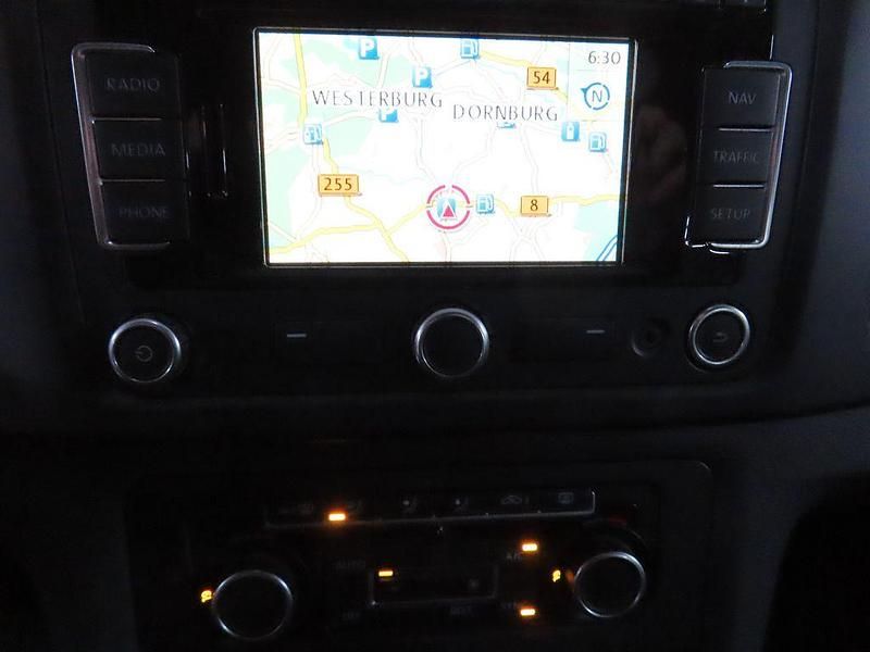 Gebraucht VW Amarok Trendline 179 PS (131 kW) 2015 Schwarz Pickup