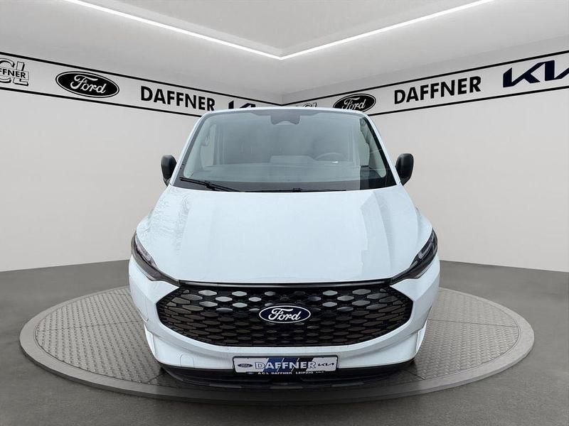 Ny Ford Transit Trend 100 kW (136 HK) 2025 Hvid Sedan