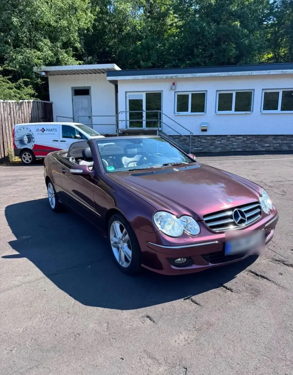 Gebraucht Mercedes CLK320 224 PS (164 kW) 2008 Silber Cabrio