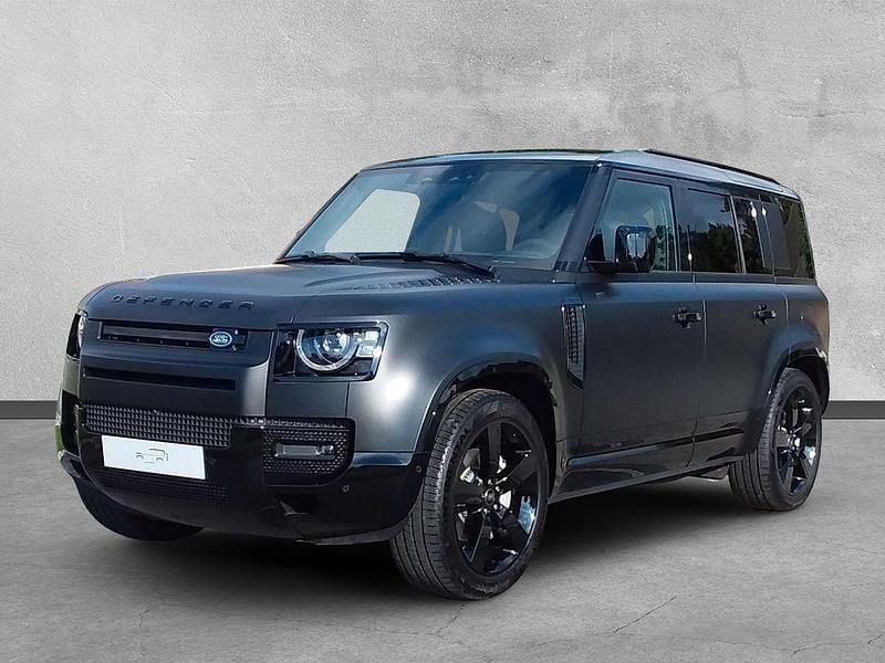 Schwarz Gebraucht 2025 Land Rover Defender SE Dynamic SUV | 90.321 € (Superpreis) - Bild 1/4
