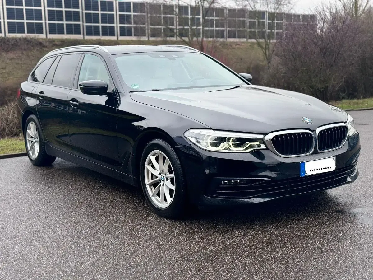 Gebraucht BMW 540 Sport Line 320 PS (235 kW) 2019 Schwarz Kombi