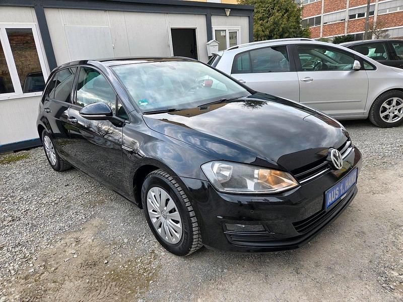 Gebraucht VW Golf VII 105 PS (77 kW) 2014 Schwarz Limousine