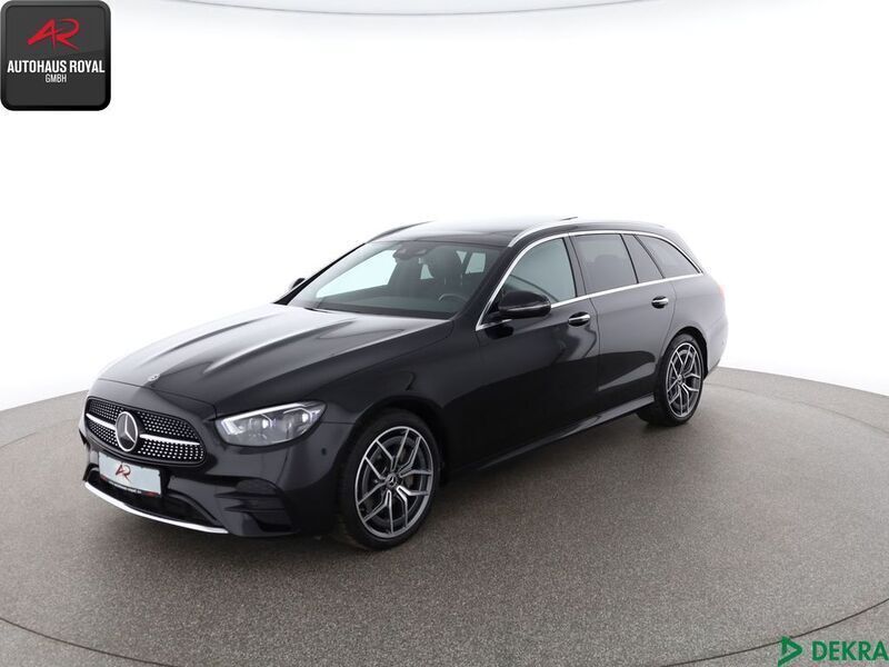 Schwarz Gebraucht 2021 Mercedes E300 AMG Kombi | 35.880 € (Guter Preis) - Bild 1/4