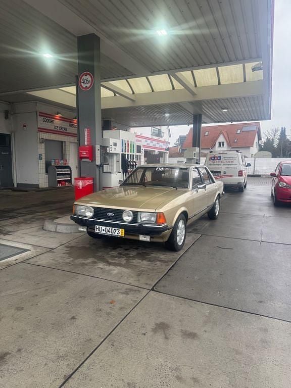 Gold Gebraucht 1978 Ford Granada Limousine | 10.000 € - Bild 1/4