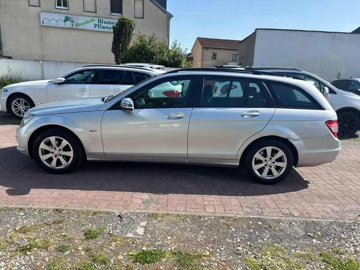 Gebraucht Mercedes C200 136 PS (100 kW) 2010 Silber Kombi