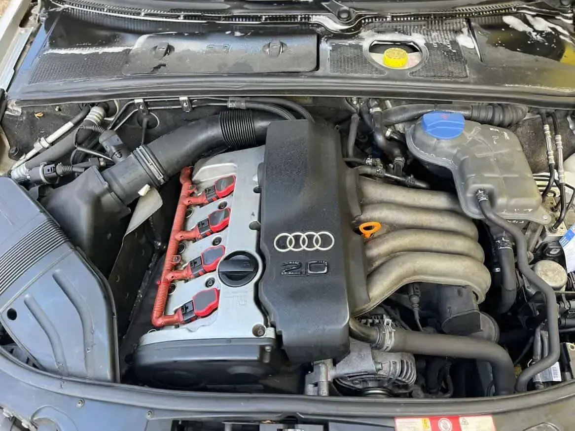 Gebraucht Audi A4 131 PS (96 kW) 2002 Grau Limousine