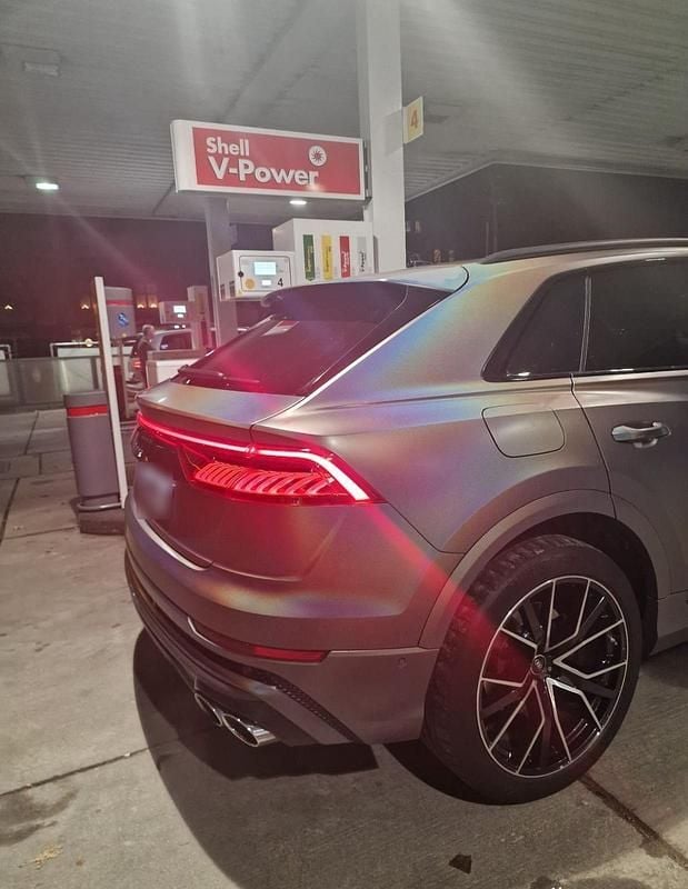 Gebraucht Audi SQ8 435 PS (319 kW) 2021 Blau SUV