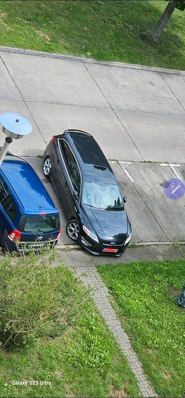 Schwarz Gebraucht 2010 Ford Mondeo Titanium Kombi | 8.500 € - Bild 1/4