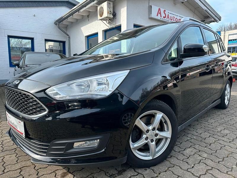 Iridiumschwarz metallic Gebraucht 2018 Ford Grand C-Max ST Van / Kleinbus | 10.949 € (Fairer Preis) - Bild 1/4
