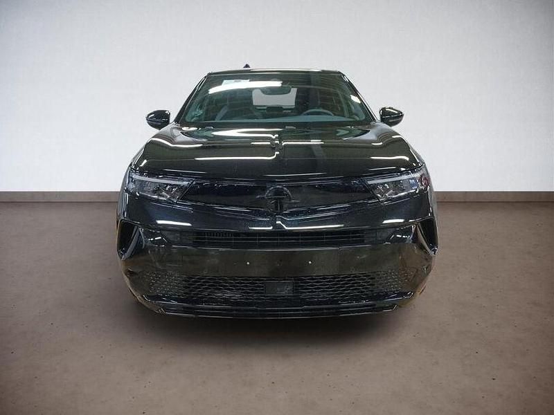 Gebraucht Opel Mokka 131 PS (96 kW) 2025 Lackierung schwarz perla nera/ SUV