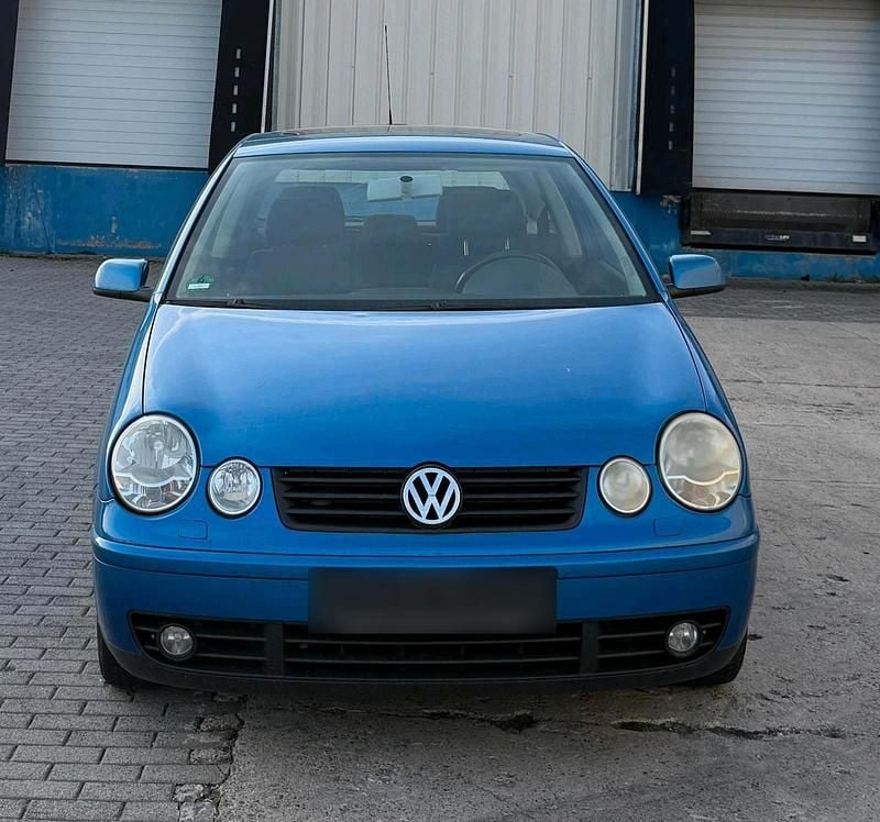 Second-hand VW Polo 101 CP (74 kW) 2002 Albastru Hatchback