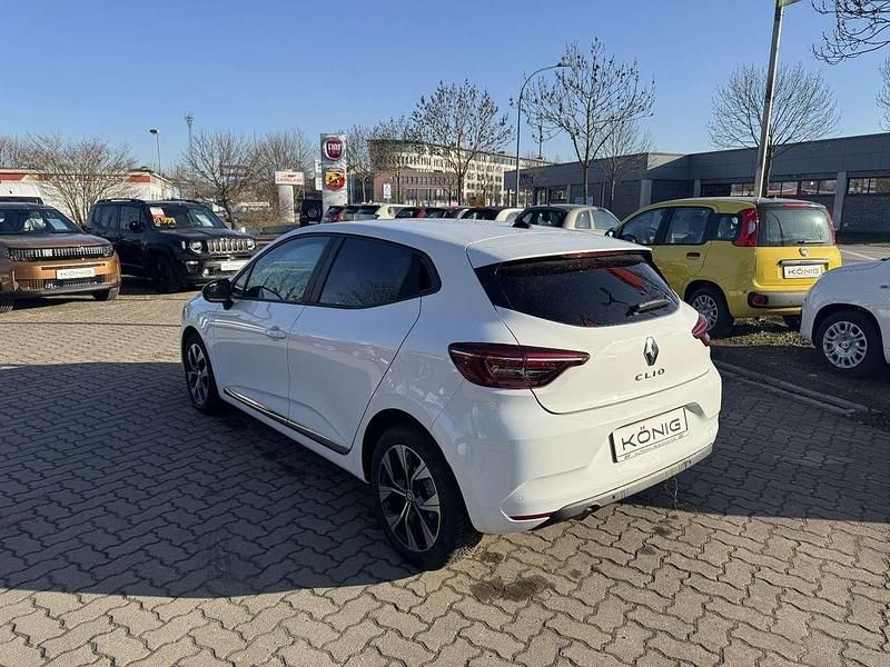 Gebraucht Renault Clio V 67 PS (49 kW) 2023 Gletscherweiss Kleinwagen