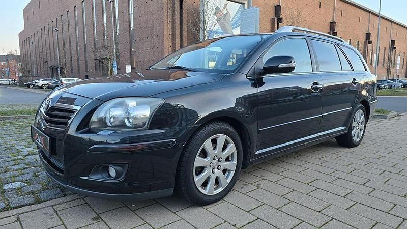 Black mica / ink (metallic) Gebraucht 2008 Toyota Avensis Kombi | 3.691 € (Fairer Preis) - Bild 1/4