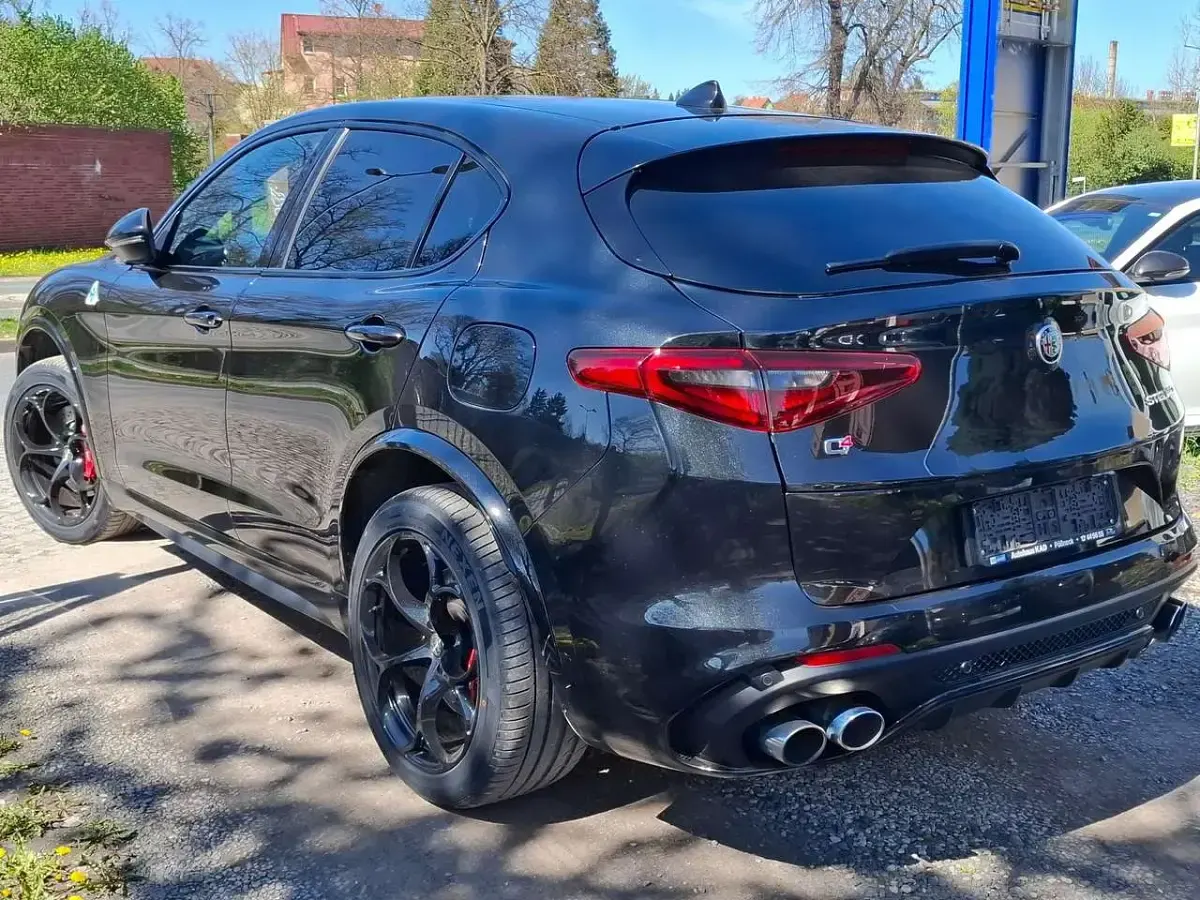 Gebraucht Alfa Romeo Stelvio Quadrifoglio 510 PS (375 kW) 2023 Schwarz SUV