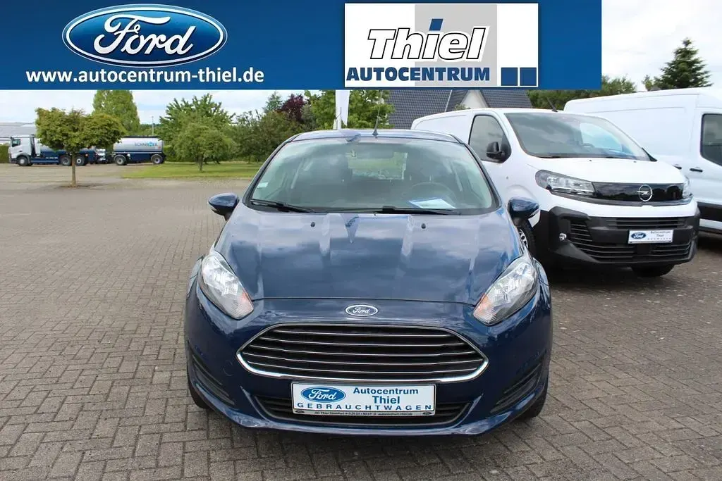 Gebraucht Ford Fiesta Trend 60 PS (44 kW) 2014 Blau Kleinwagen