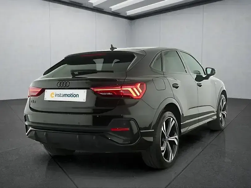 Gebraucht Audi Q3 150 PS (110 kW) 2023 Schwarz SUV