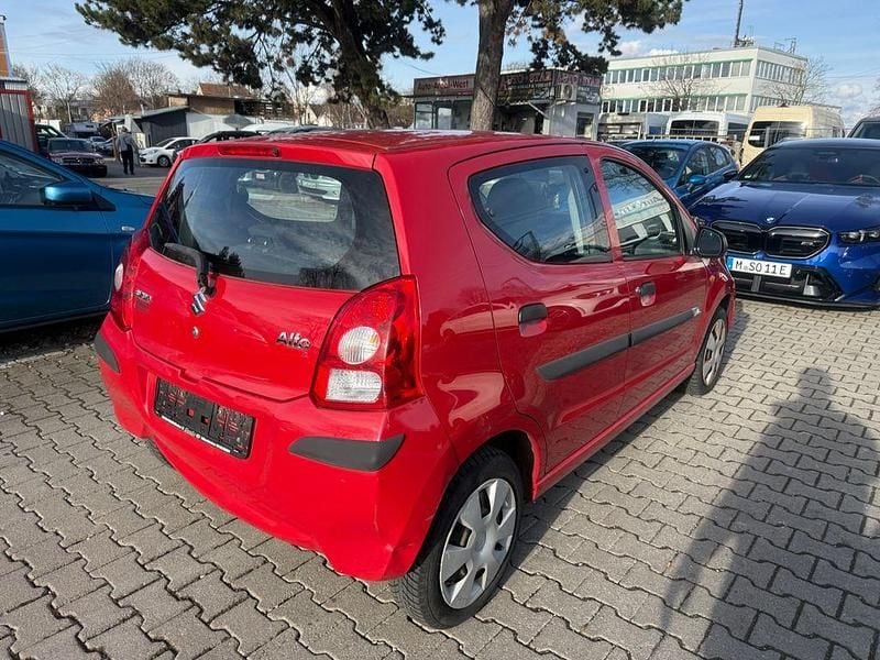 Gebraucht Suzuki Alto 68 PS (50 kW) 2011 Rot Kleinwagen