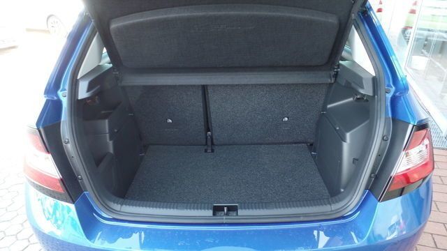 Gebraucht Skoda Fabia Joy 110 PS (80 kW) 2016 Blau metallic Kleinwagen