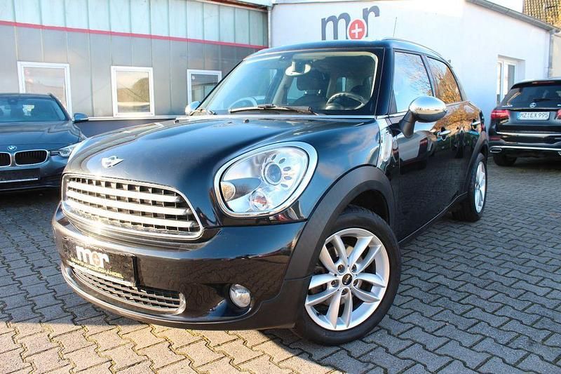 Schwarz Gebraucht 2011 Mini Cooper D Countryman SUV | 7.990 € (Fairer Preis) - Bild 1/4