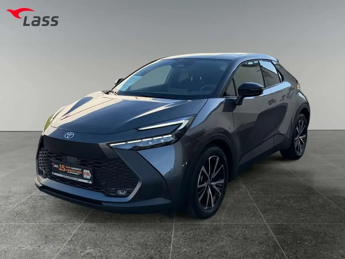 Gebraucht Toyota C-HR 140 PS (102 kW) 2025 Grau SUV
