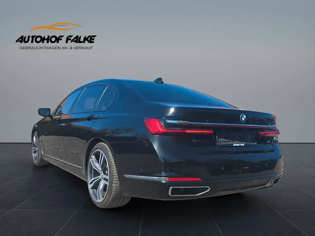 Gebraucht BMW 730L 265 PS (194 kW) 2019 Schwarz Limousine