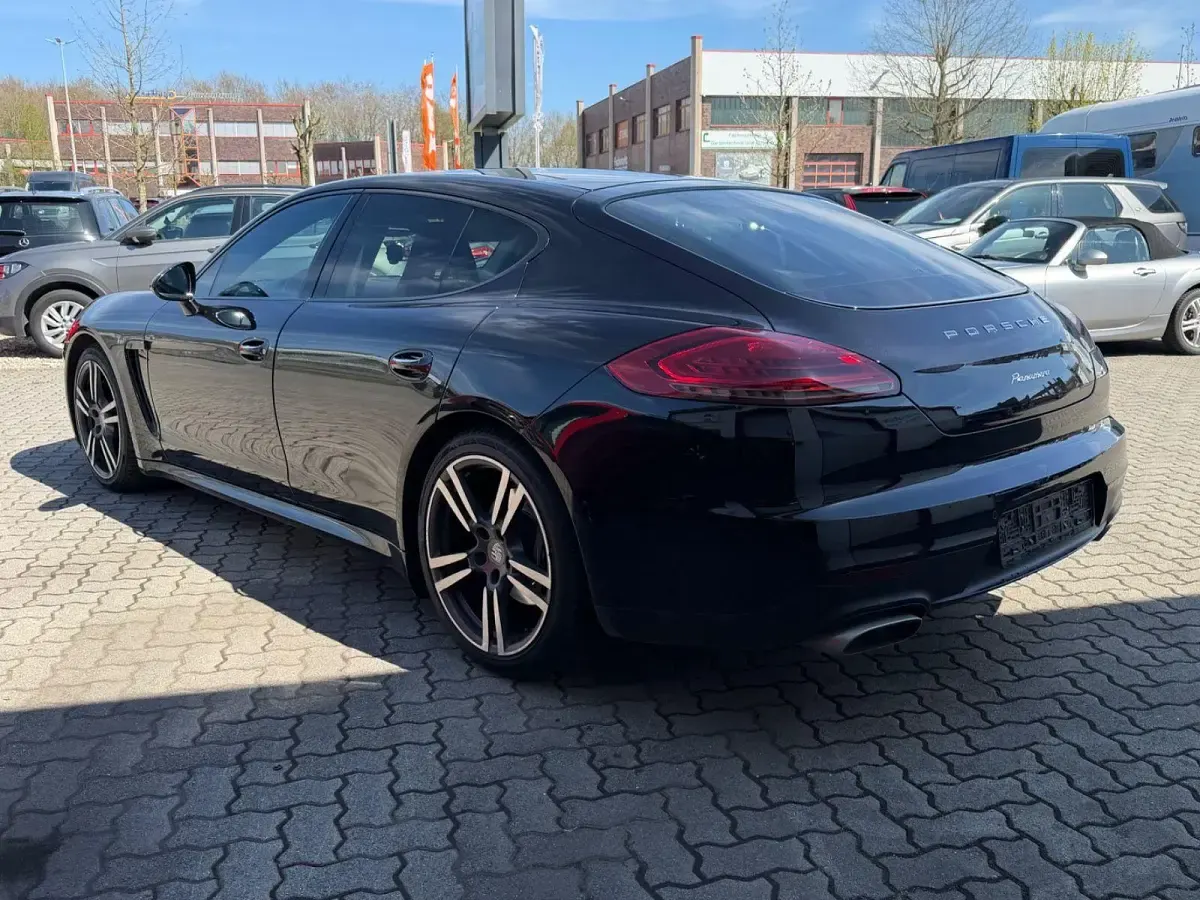 Occasion Porsche Panamera 300 ch (220 kW) 2014 Noir Citadine