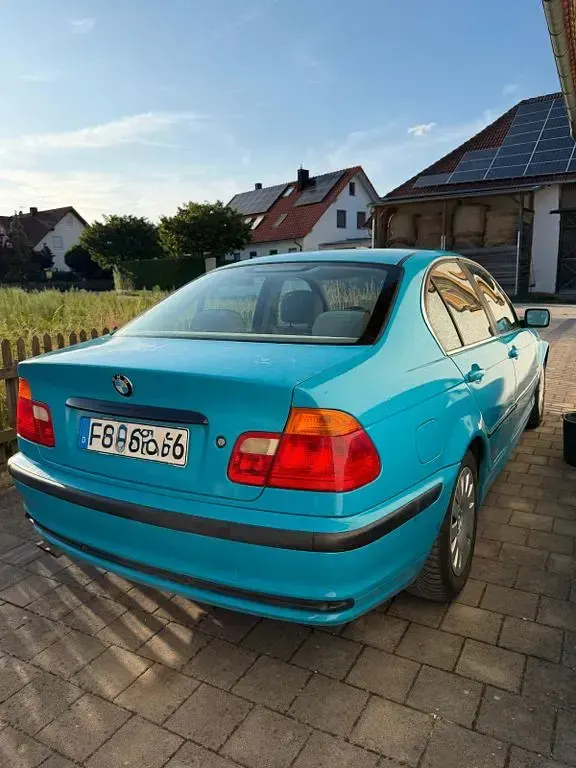 Gebraucht BMW 320 150 PS (110 kW) 1999 Blau Limousine
