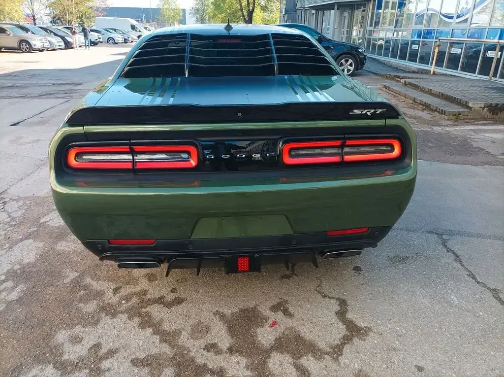 Gebraucht Dodge Challenger 373 PS (274 kW) 2020 Grün Coupé