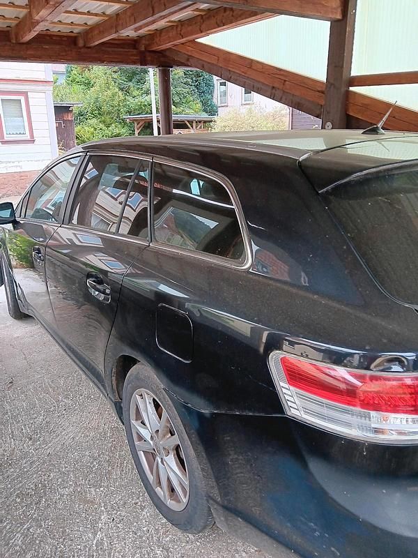 Schwarz Gebraucht 2010 Toyota Avensis T2 Kombi | 3.600 € (Guter Preis) - Bild 1/4