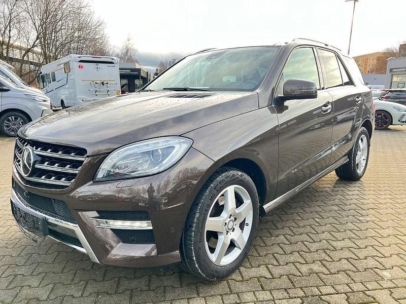 Braun Gebraucht 2014 Mercedes ML350 SUV | 20.590 € (Superpreis) - Bild 1/4